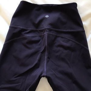 lululemon leggings purple size 6 cropped